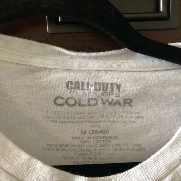 Call of Duty: Black Ops:  Cold War white short sleeve graphic tee in size M - Picture 4 of 6